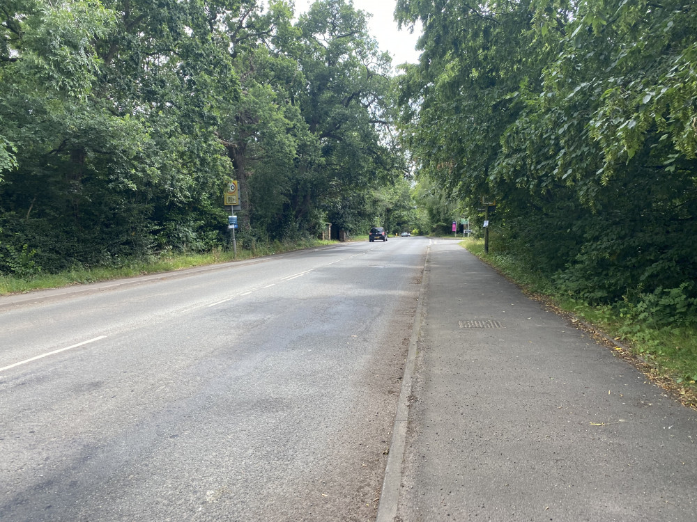 The traffic lights are being installed along the Leamington Road (image by James Smith)