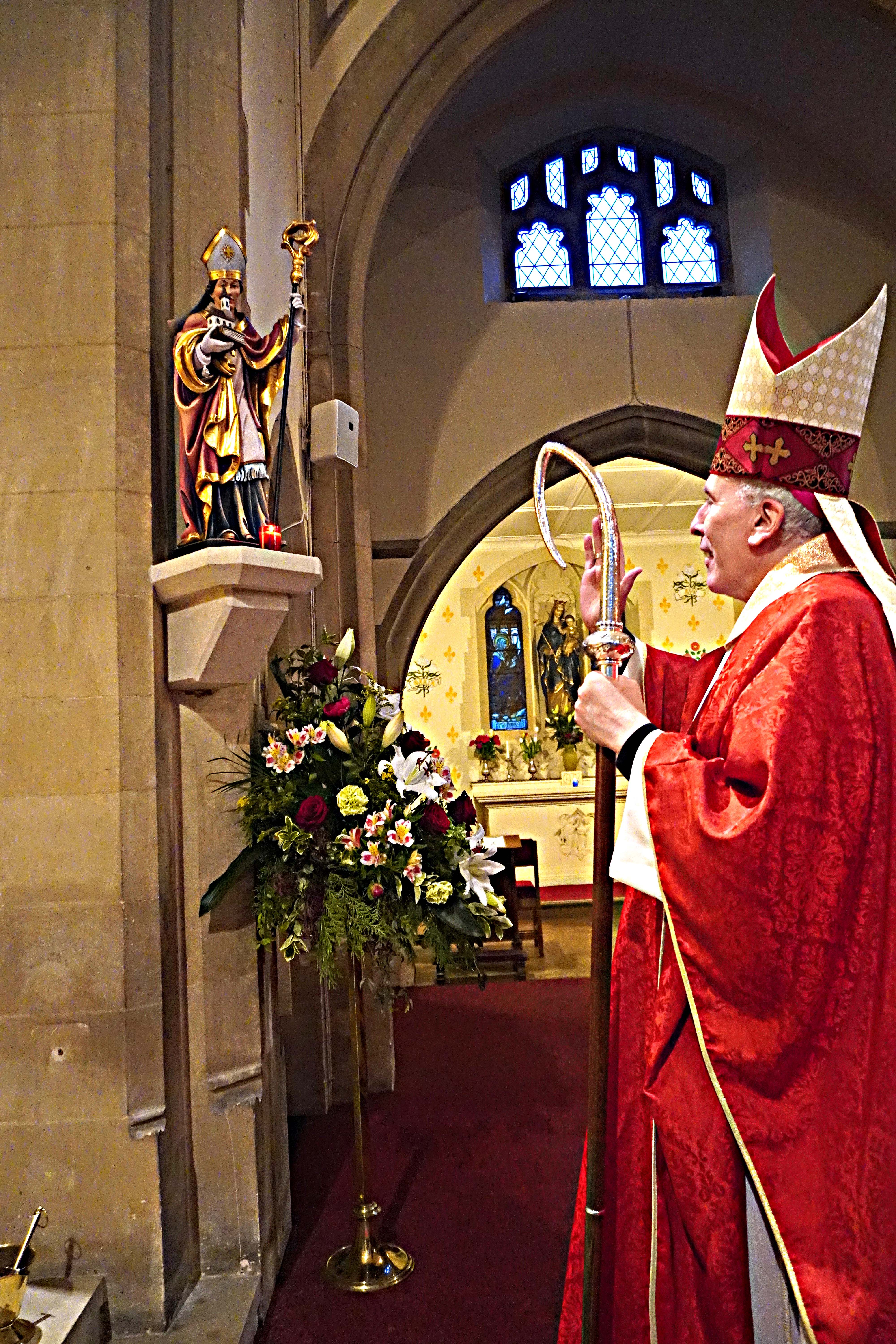 Bishop Peter Collins blesses the statue (Photo: Alan Lamberton and Wilf Ablard)