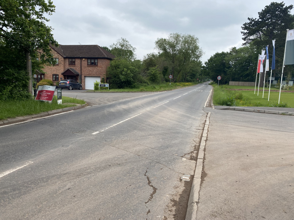 A new roundabout will be built on Glasshouse Lane for the new Stoneleigh View housing estate (image by James Smith)