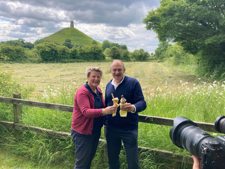 Glastonbury And Somerton Candidate Sarah Dyke With Lib Dem Leader Sir Ed Davey In The Shadow Of Glastonbury Tor. CREDIT: Daniel Mumby.