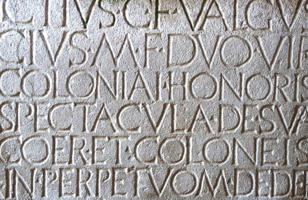 Pupils as young as Year 7 had a taster of Latin, but it has now been removed from the syllabus. (Image - Image by pascal OHLMANN from Pixabay / Scapin https://pixabay.com/photos/pompeii-latin-roman-engraving-text-3677352/) 