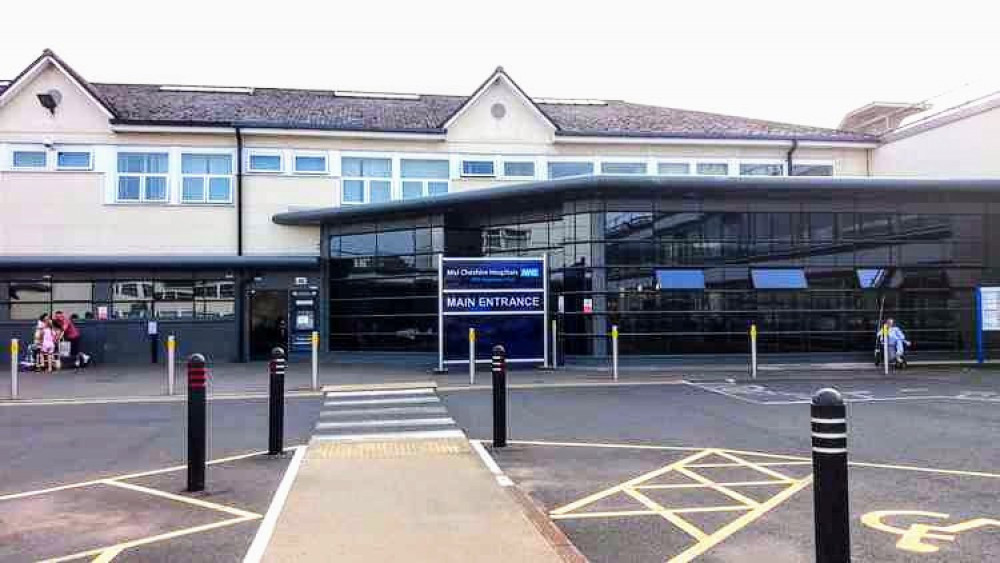 Cheshire East Council’s solar farm at Crewe may be able to supply energy to the rebuilt Leighton Hospital in the future.  (Photo: Nub News)