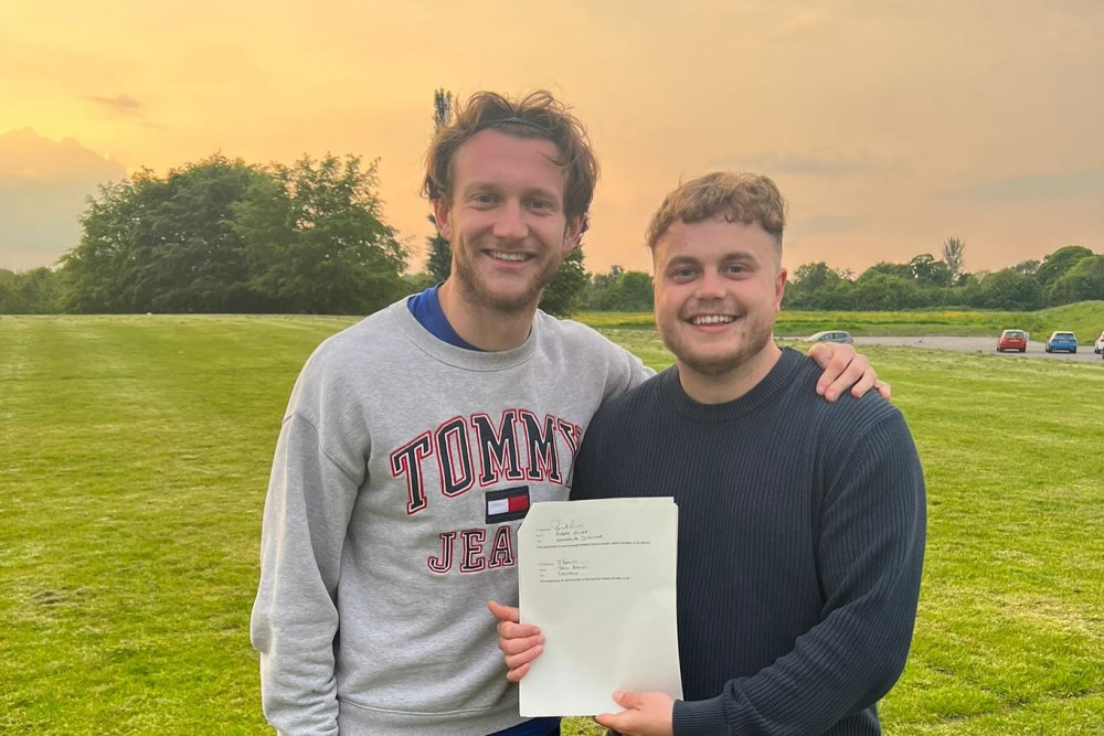 Bollington Town FC are teaming up with Macclesfield Rugby Union FC (but not in the same sport!) 