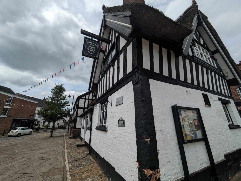 Former DV8 in Sandbach was been renamed the Black Bear Lodge today (Thursday). (Photo: Nub News) 