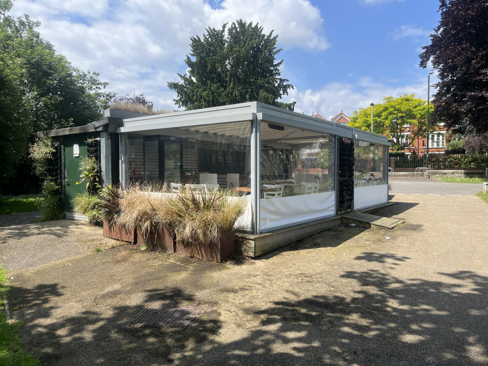 Cafe Randor in Twickenham sits empty in Randor Gardens looking for new tenants (credit: Cesar Medina).