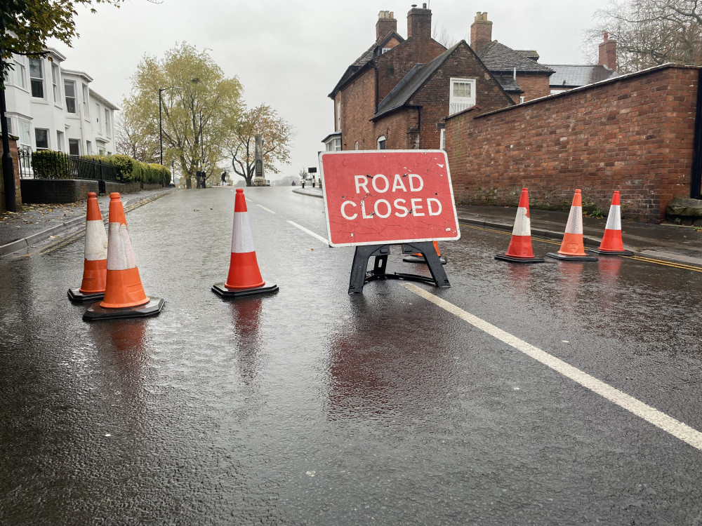 A resident has complained to Kenilworth Town Council about the knock-on impact of road closures (image by James Smith)