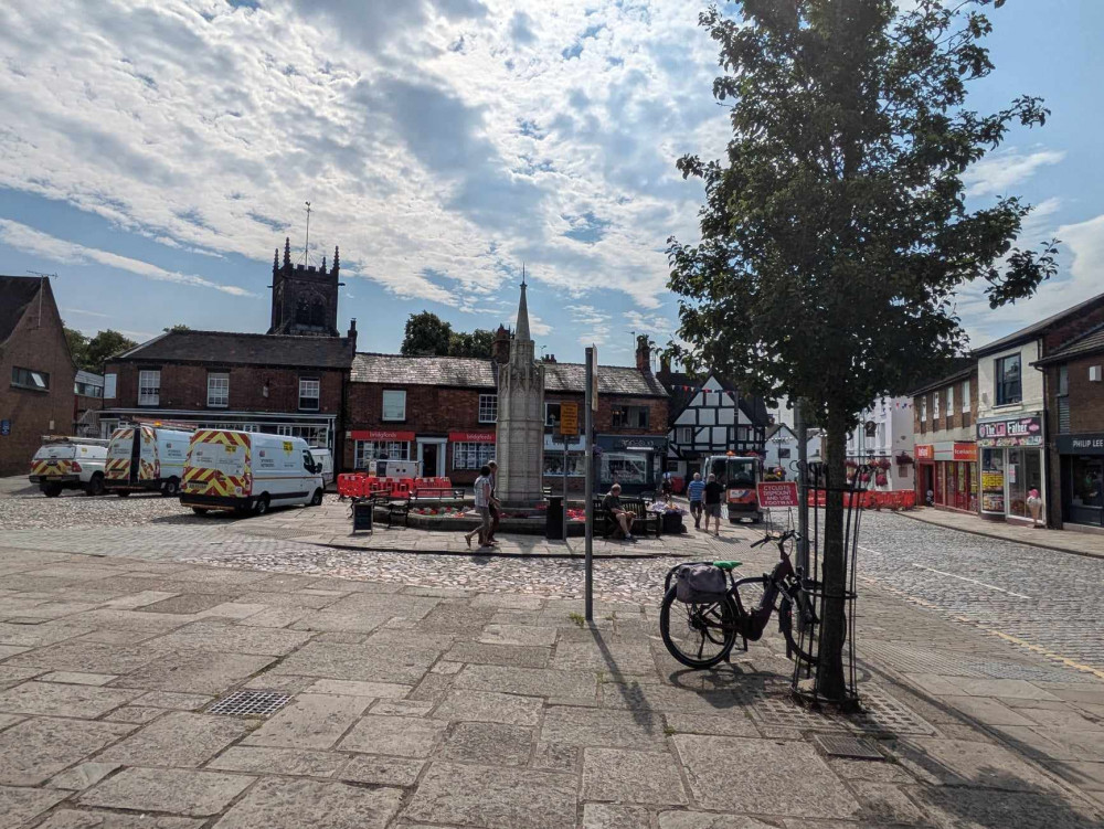 Celebrate all that's good about Sandbach and check out our local jobs guide. (Photo: Nub News)