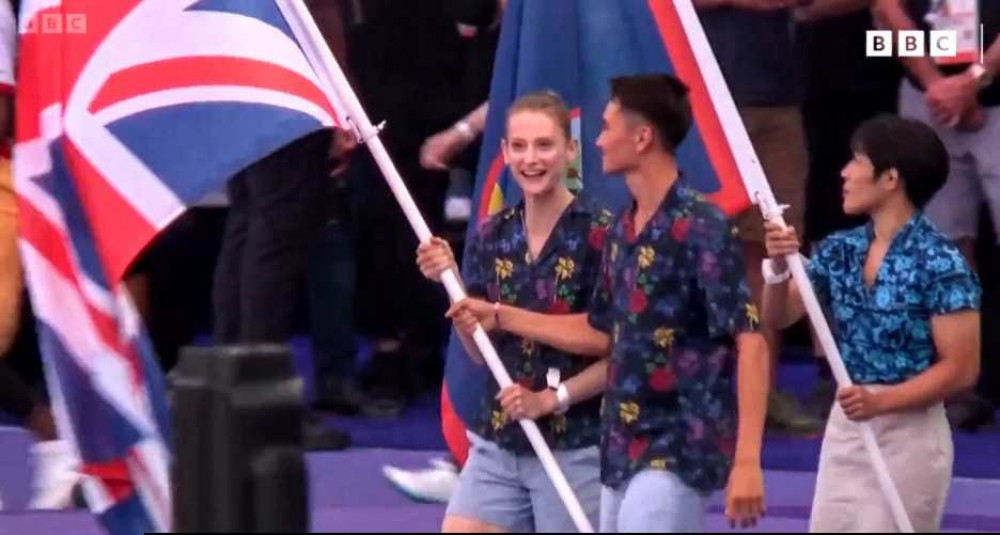 Bryony Page was 'very emotional' after carrying the flag for Team GB alongside Alex Yee in the Olympic Games Paris 2024 closing ceremony (BBC).