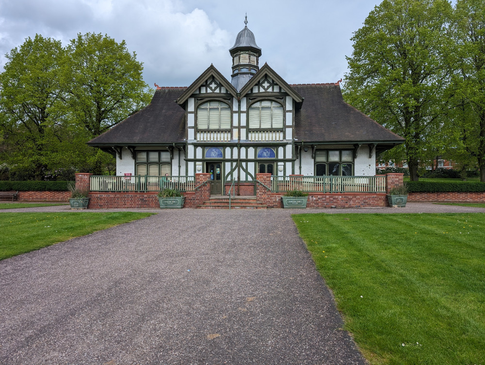 Businesses are invited to run cafes at Burslem Park, Hanley Park and Westport Lake (LDRS).