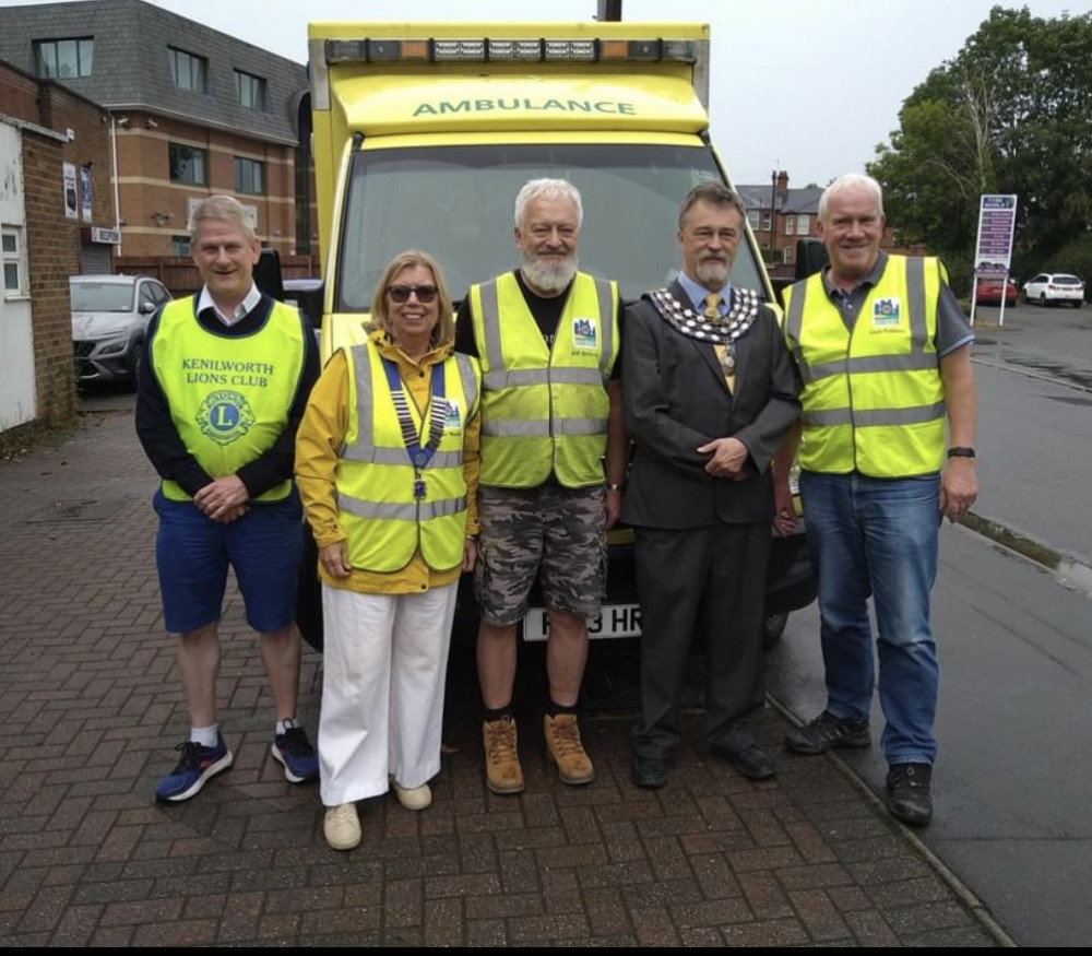 Mayor of Kenilworth Cllr Alan Chalmers was on hand to wave the ambulance off (image via Kenilworth Lions)