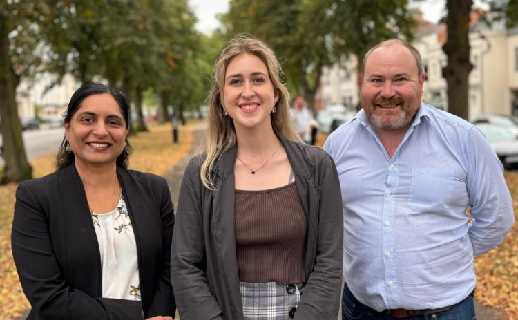 Cllr Becky Davidson (pictured centre) with Green councillors Hema YellaPragada and Will Roberts (image supplied)