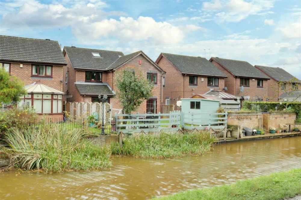 The impressive internal layout and canal views at the rear make this a home not to be missed. (Photo: Stephenson Browne)