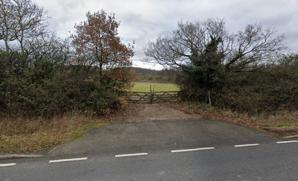 The planning application for the campsite along Henley Road, by the M40, says it would create a permenant home for 12 families (image by Google Maps)