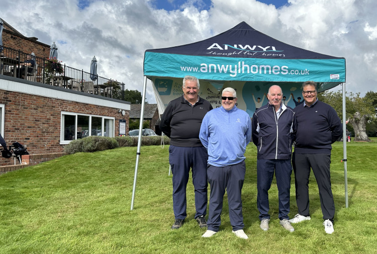 Four Bramhall residents took part, led by captain Paul Benson (third along). (Image - Stockport Nub News) 