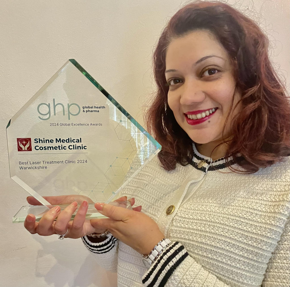 Dr Shyna Raj with the Global Health and Pharma Global Excellence Award (image supplied)