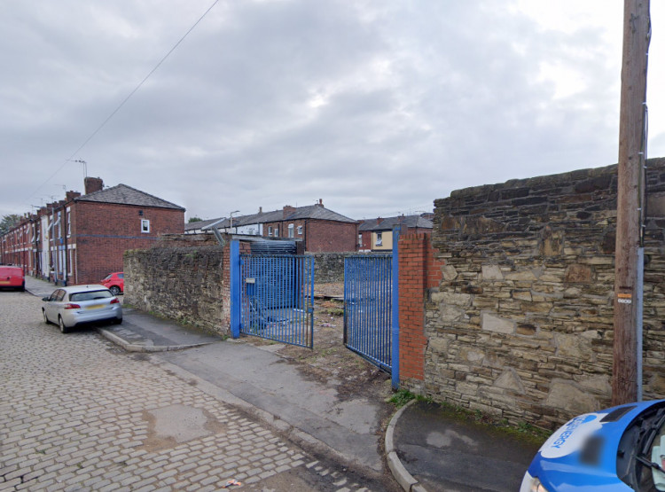 Plans to build nine terraced homes on land on the corner of Stanbank Street and Reuben Street are set to be approved (Image - Google Maps)