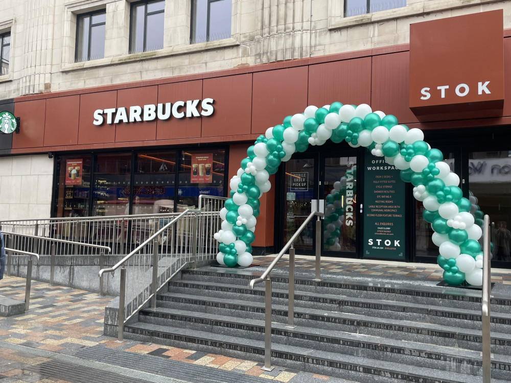 A new Starbucks coffee shop has opened in Stockport town centre, at the Stok building just outside the Merseyway Shopping Centre (Image - Nub News)