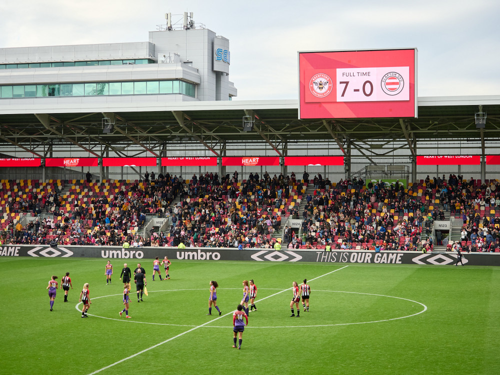 Brentford sit top of the LSE Regional WFL Division One North with 15 points after defeating Clapton Community at the Gtech this afternoon (credit: Oliver Monk).