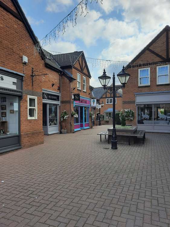 The Maltings, Oakham shopping forecourt