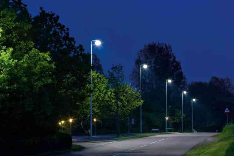 Smart street lights