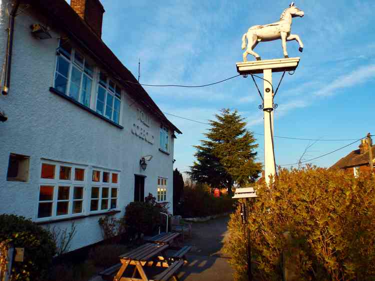 The White Horse, Tattingstone