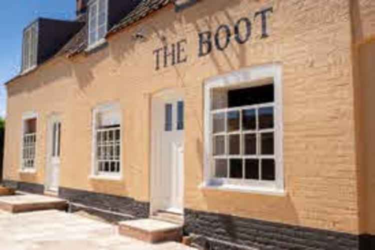 Freston Boot opposite