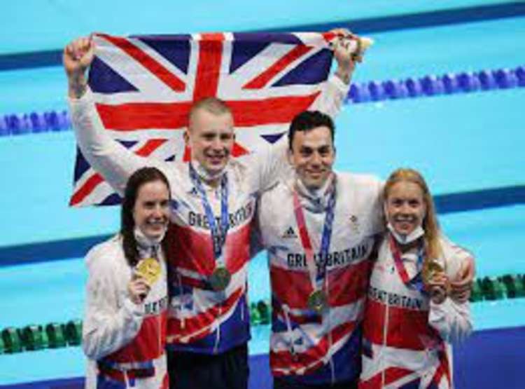 GB mixed relay gold winners (Picture credit: Team GB)