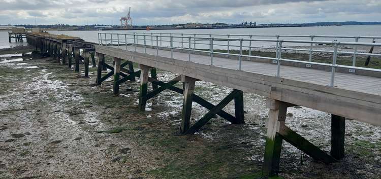 'Scaffolding pole' hand rails criticised as Shotley pier project's future in doubt