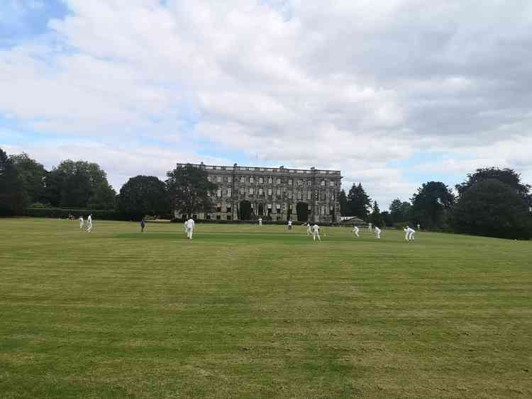 Kenilworth 'B' lost to Stoneleigh with the Abbey providing a fantastic backdrop