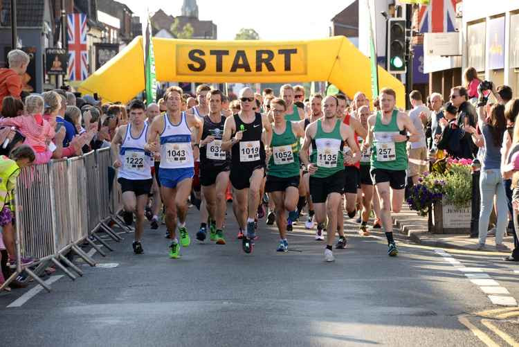 The first half marathon in Kenilworth was held in 2000