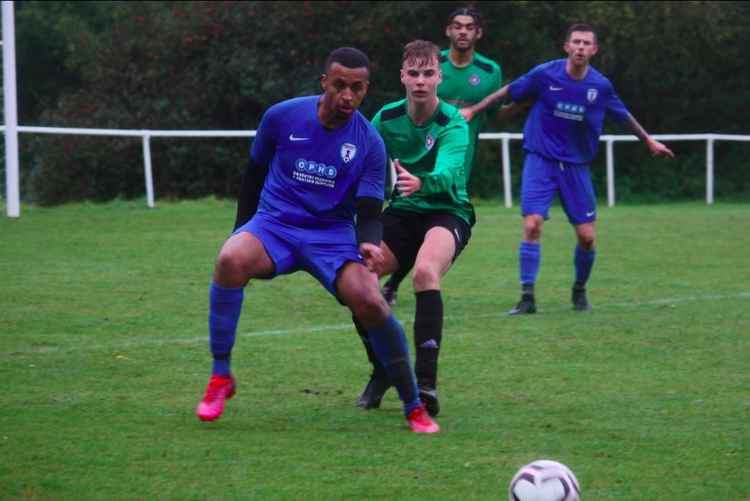 Kenilworth Sporting FC currently sit first in the Midlands League Division Three