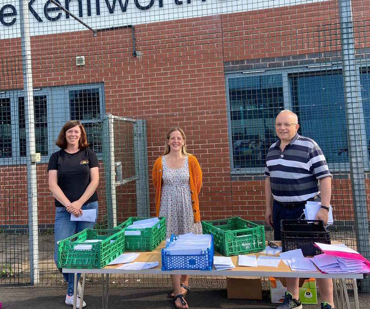 Volunteers met on the courts at The Kenilworth Centre in September to receive thanks for their hard work and dedication throughout the first lockdown period