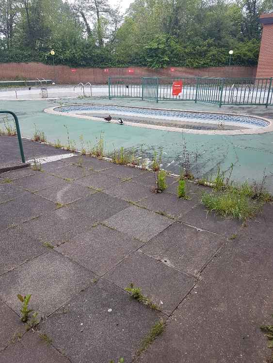 Current state of the outdoor pool (Image by Clive Peacock)