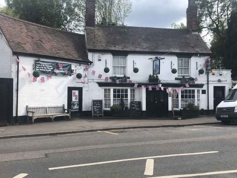 Kenilworth's The Engine pub will host a charity litter pick later this month