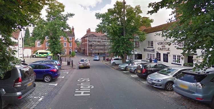 The traffic lights at High Street/New Street in Kenilworth will be replaced (Image via google.maps)