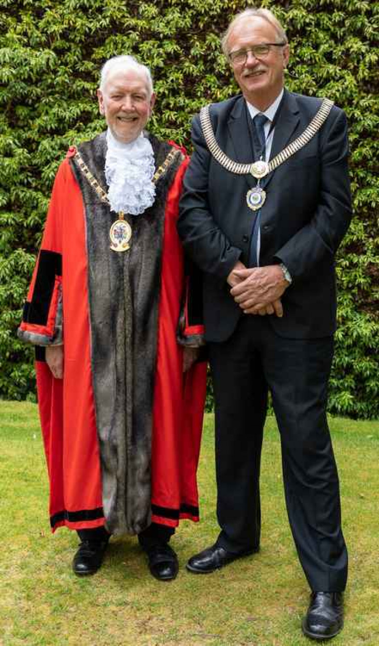 Cheshire East Mayor Cllr Barry Burkhill (left) and Deputy Mayor Cllr Steve Edgar.