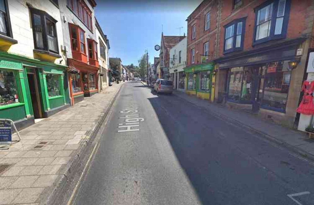 There will be temporary traffic lights in Glastonbury High Street this week (Photo: Google Street View)