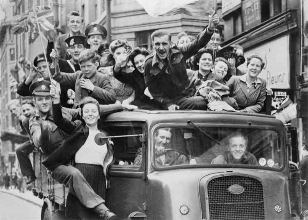 VE Day celebrations in 1945 (Photo: Imperial War Museum)