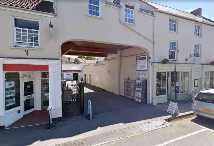 The entrance way to Identity Kits and the Somerset Guild of Craftsmen (Photo: Google Street View)