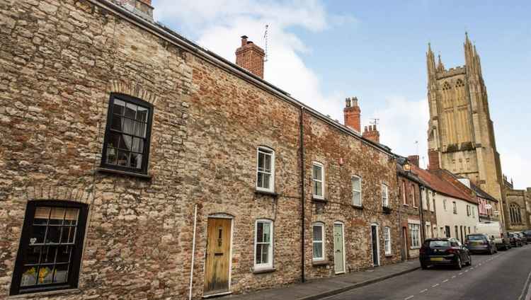 Three-bedroom cottage in St Cuthbert Street