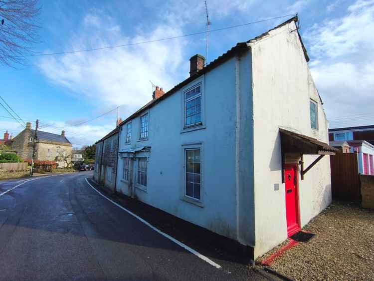 Two-bedroom semi-detached cottage in Chilcompton