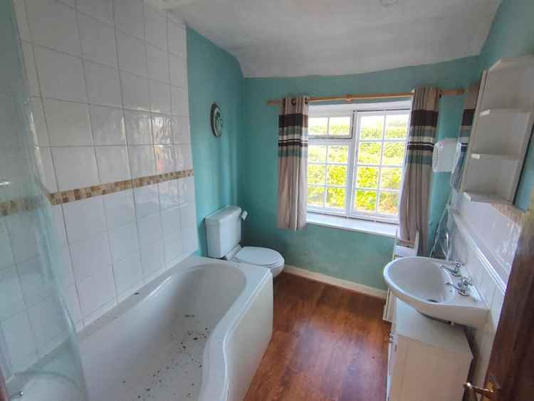 Two-bedroom semi-detached cottage in Chilcompton