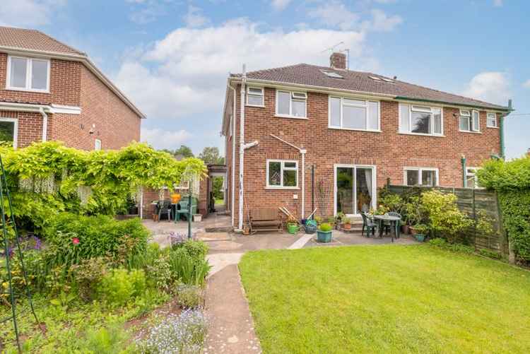 Three-bedroom house in Stoberry Avenue