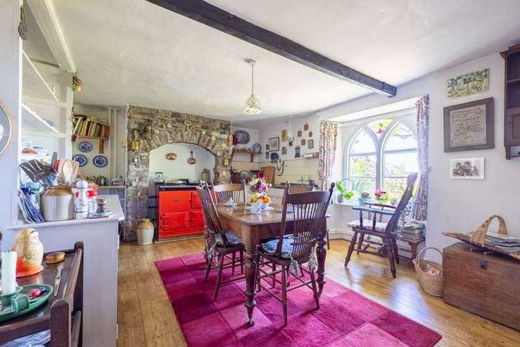 Four-bedroom cottage in West Horrington