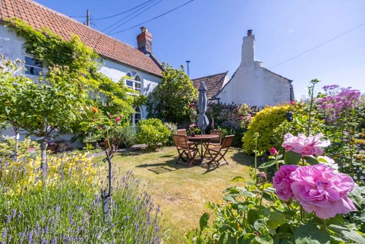 Four-bedroom cottage in West Horrington