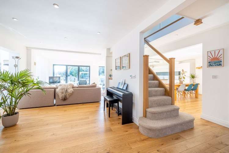 Four-bedroom house in North Road