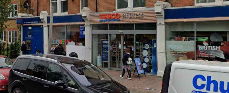 Earlsfield Tesco Express - Address: Garratt Ln, Earlsfield, London SW18 4SW