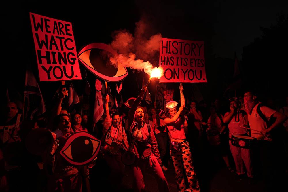 Fascismo y democracia:&nbsp;el gusano en la manzana