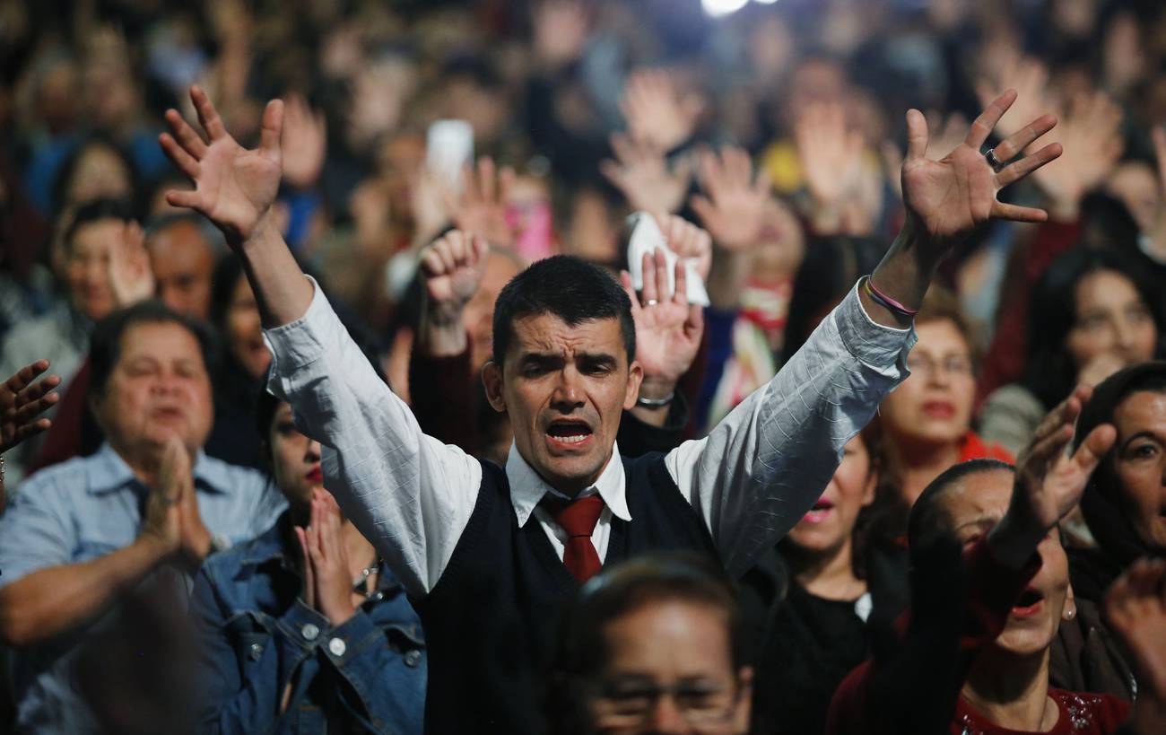 <p>Entre los evangelios y la política</p> Entrevista a William Mauricio Beltrán