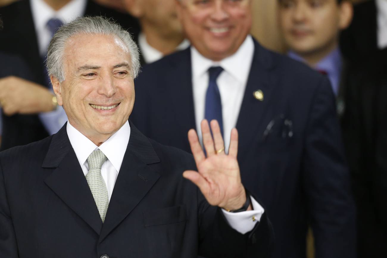 «El gobierno de Temer está aplicando fuertes recortes al gasto público y social» Entrevista a Roberto Véras de Oliveira